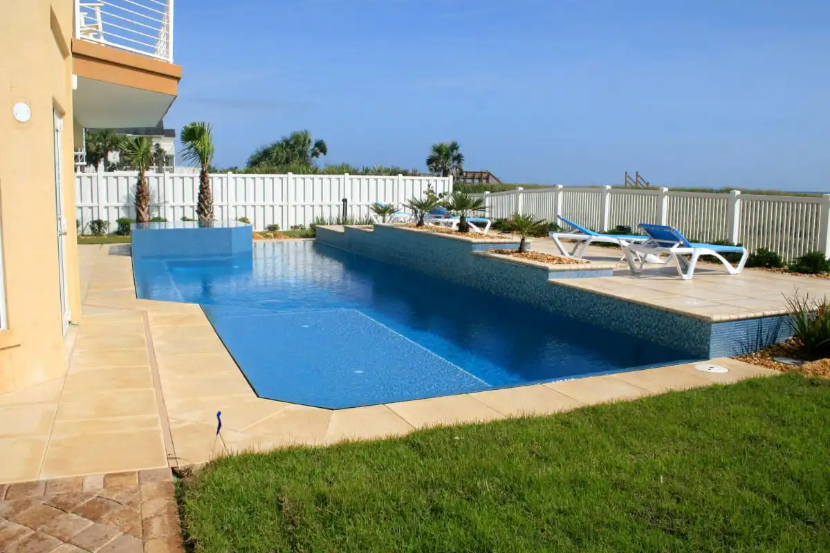 Linear-pool-with-raised-deck-area.jpg