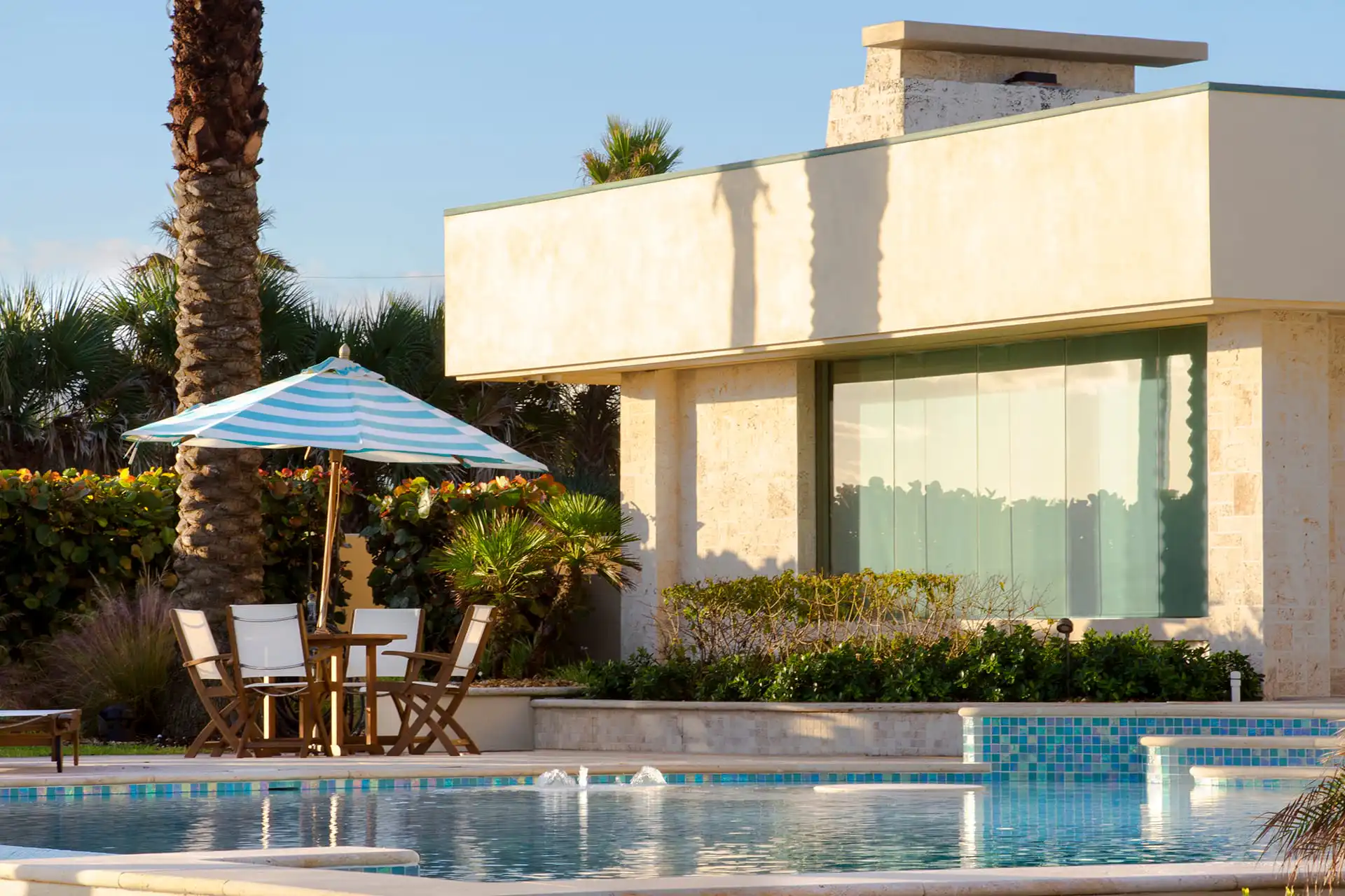 Poolside-table.jpg