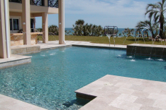 Modern oceanfront pool - Daytona Beach Shores, Florida